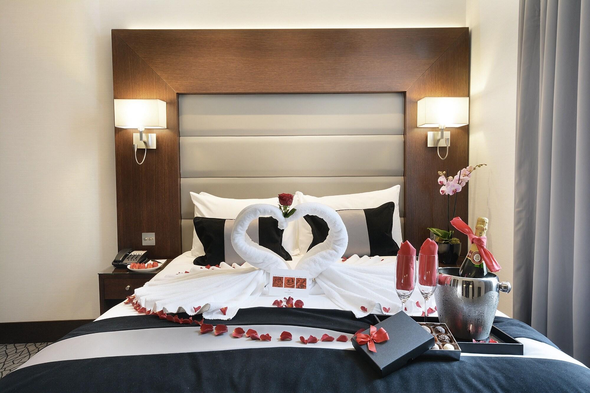 Paddington Court Executive Rooms Лондон Экстерьер фото